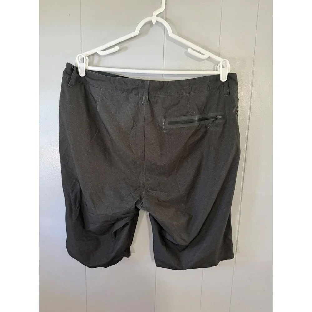 Quiksilver hybrid shorts